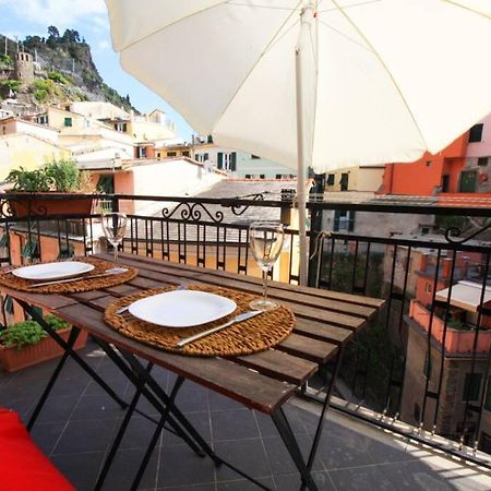 Diara, La Casa A Colori Con Terrazzo Apartment Vernazza Luaran gambar