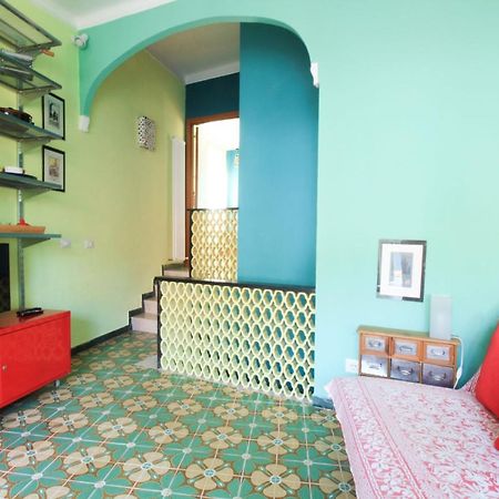 Diara, La Casa A Colori Con Terrazzo Apartment Vernazza Luaran gambar