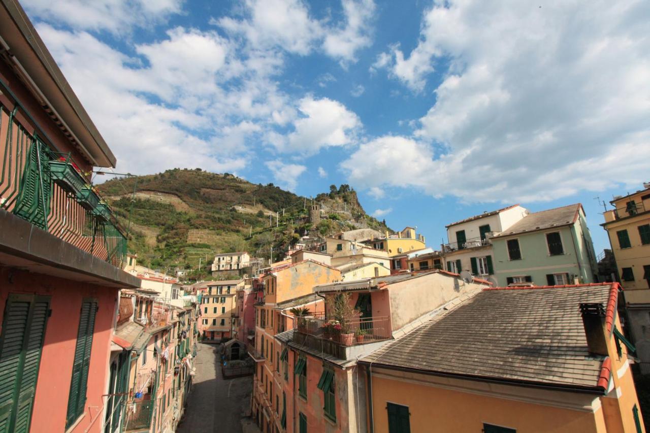 Diara, La Casa A Colori Con Terrazzo Apartment Vernazza Luaran gambar